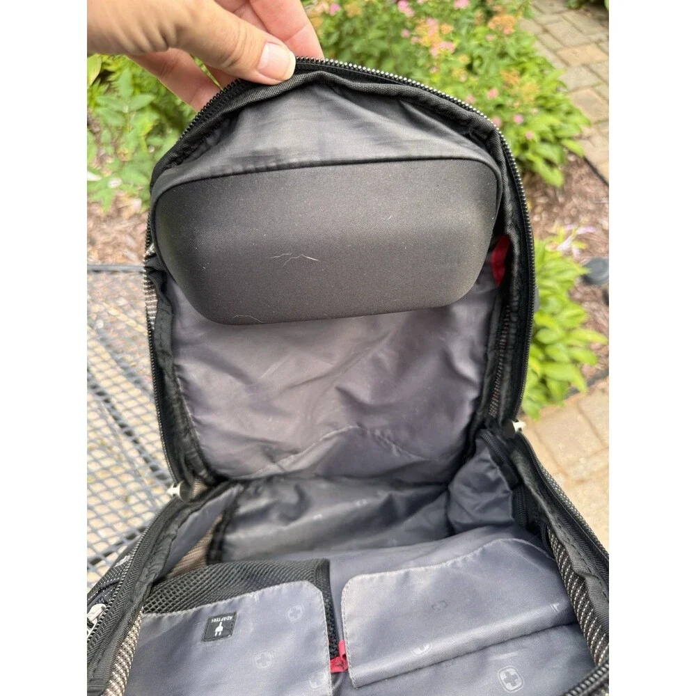 Swiss Gear Laptop Bag, Usb Charging Bag, With Insulated Pocket  & Broken Zipper